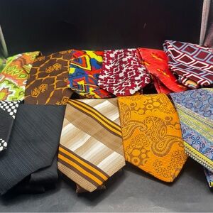 PICK ONE  Vintage 4” Funky Colorful Men’s Tie Theatre Halloween 70’s Psychedelic